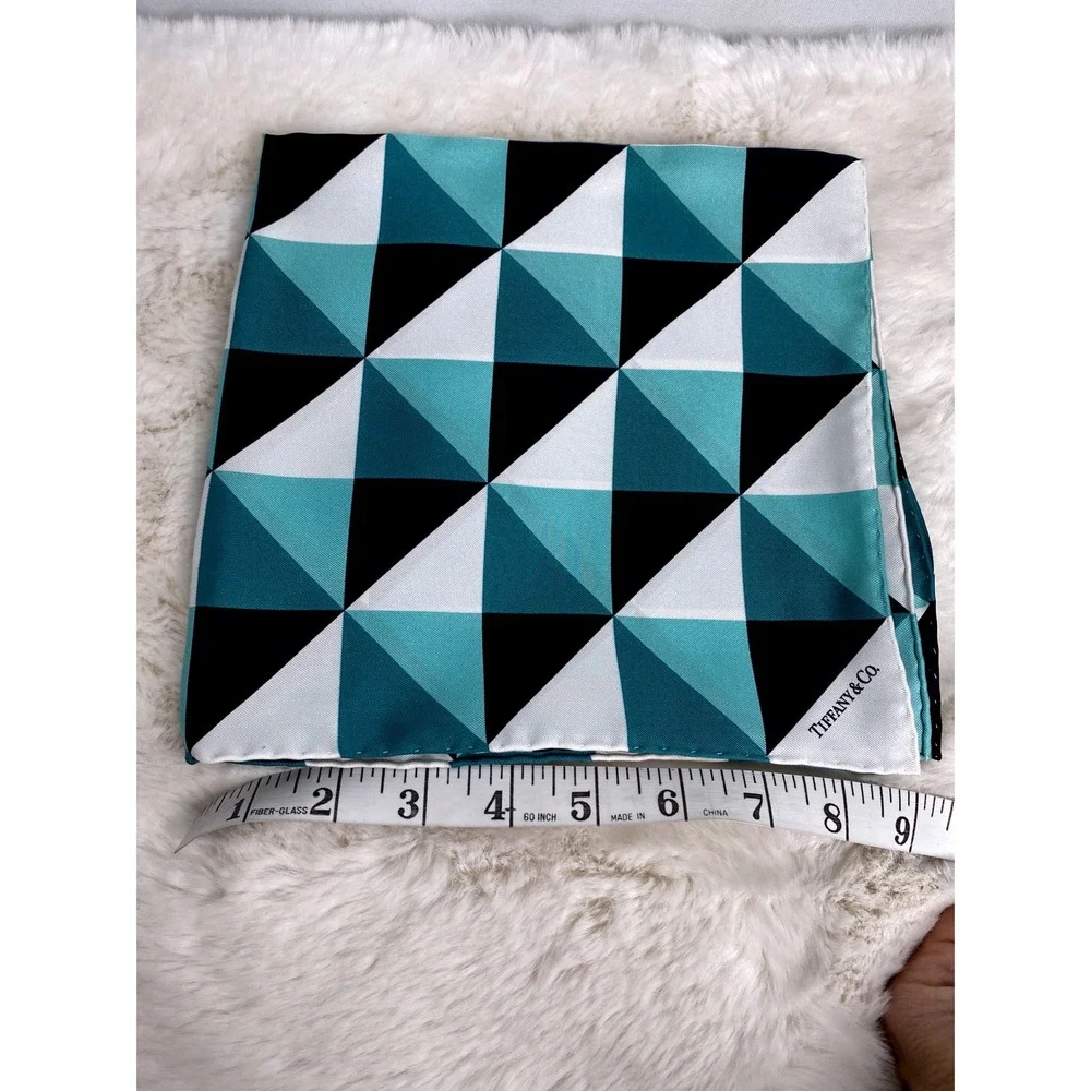 Tiffany‎ & Co Silk Scarf Geometric Triangle Blue Navy White  Made in Italy Box